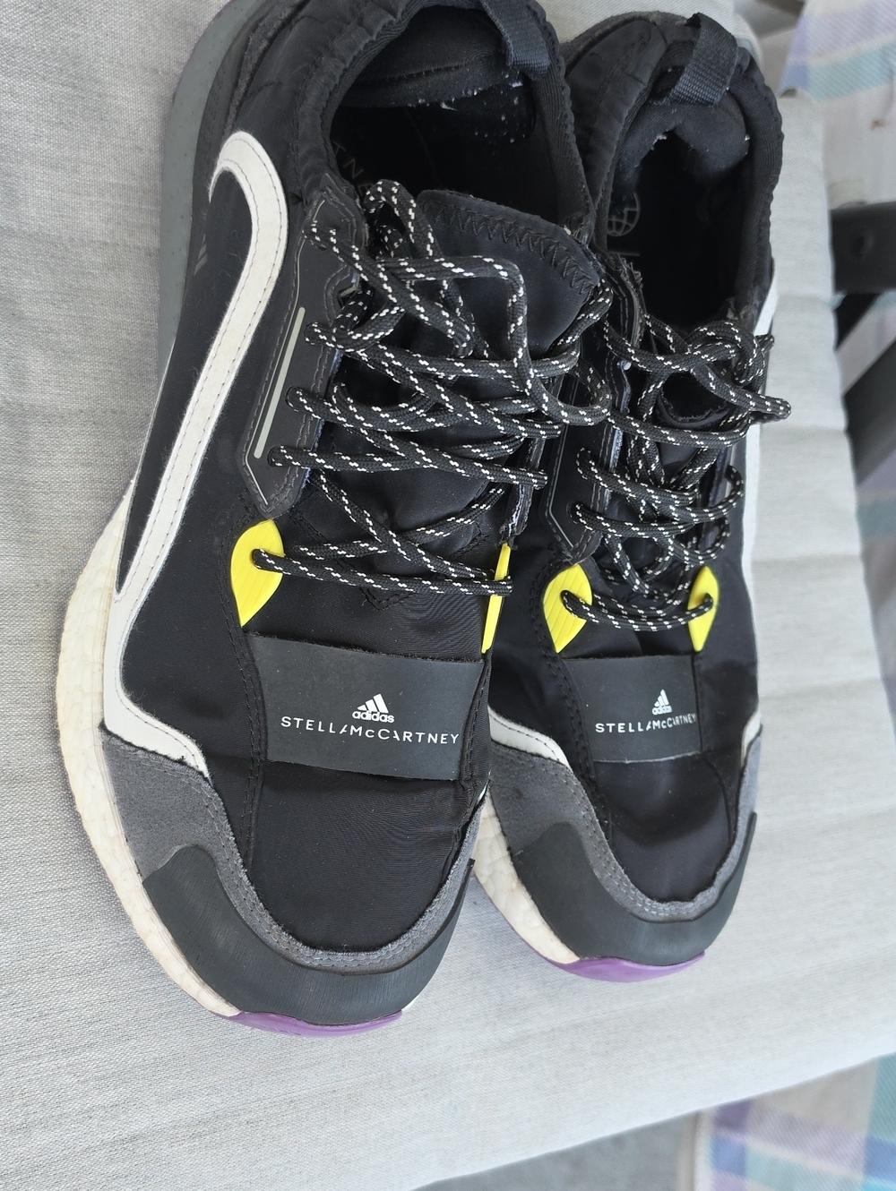 adidas by Stella McCartney Outdoorboost 2.0 COLD.RDY Trail Sneakers 10.5. B1z